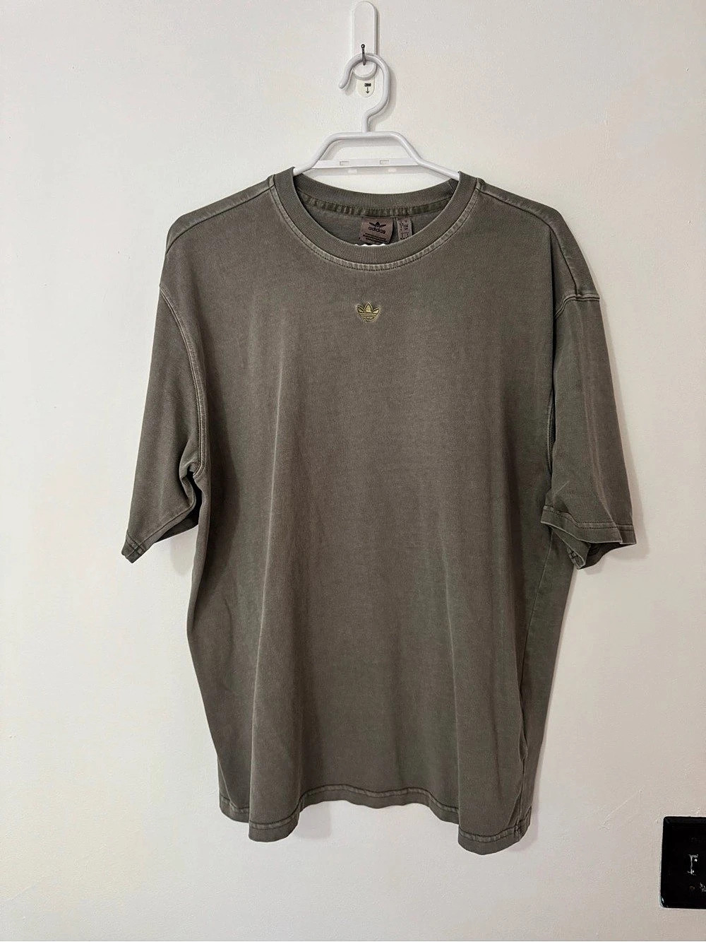adidas oversized Washed faded green Tee